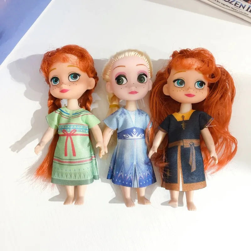 Pack 6 poupées La Reine des Neiges 2