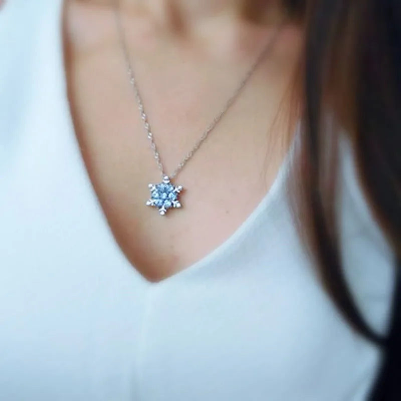 Collier flocon Reine des Neiges