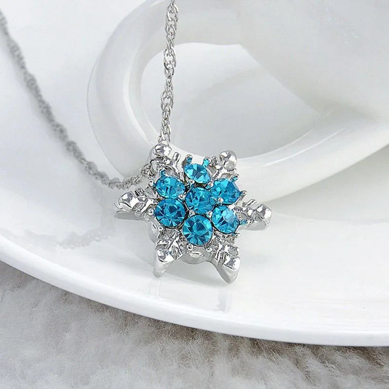 Collier flocon Reine des Neiges