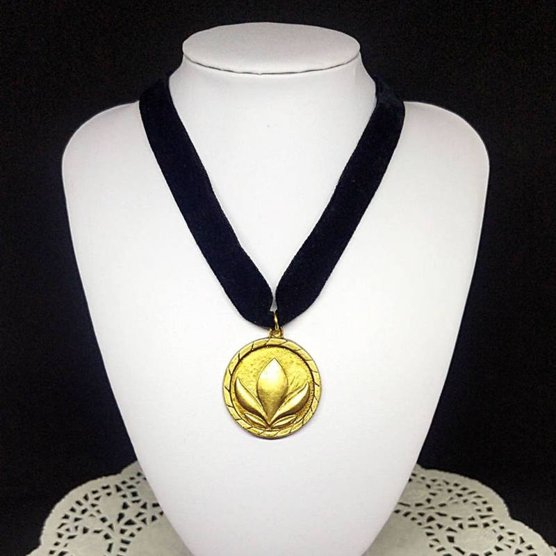 Collier Anna Reine des Neiges